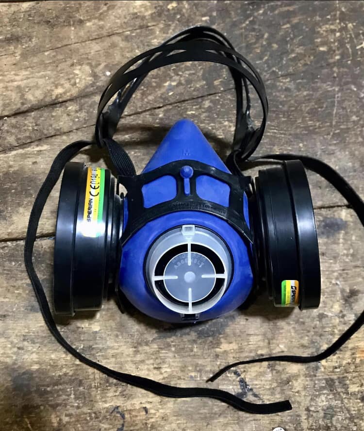 KÖMÜRLÜ MASKE ÇİFT FİLİTRELİ